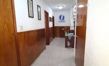 SE VENDE CASA CON USO DE SUELO COMERCIAL COLONIA AGRICULTURA TACUBA MIGUEL HIDALGO.
