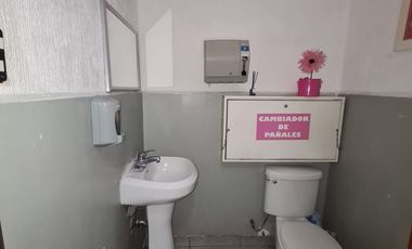 SE VENDE CASA CON USO DE SUELO COMERCIAL COLONIA AGRICULTURA TACUBA MIGUEL HIDALGO.