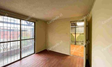 SE ARRIENDA CASA 2D + 1B, EN PASAJE, QUILICURA