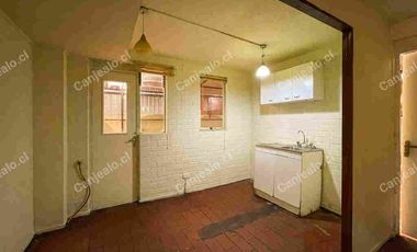 SE ARRIENDA CASA 2D + 1B, EN PASAJE, QUILICURA