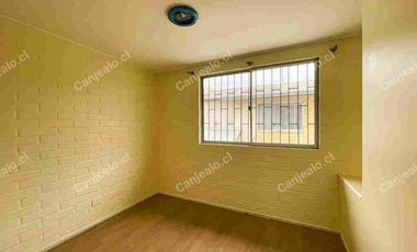 SE ARRIENDA CASA 2D + 1B, EN PASAJE, QUILICURA