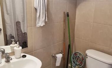 ARRIENDO DEPTO DUPLEX 2D/2B ESTACIONAMIENTO Y BODEGA CERCA DE METRO