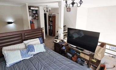 ARRIENDO DEPTO DUPLEX 2D/2B ESTACIONAMIENTO Y BODEGA CERCA DE METRO