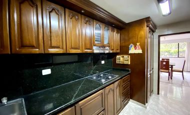 Casa en arriendo en Villa Country.