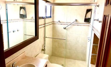 Casa en arriendo en Villa Country.