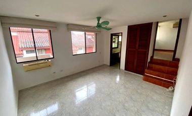 Casa en arriendo en Villa Country.