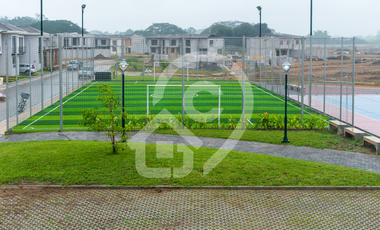 Terrenos en Venta en Urbanización Arboleia, Machala, Ecuador