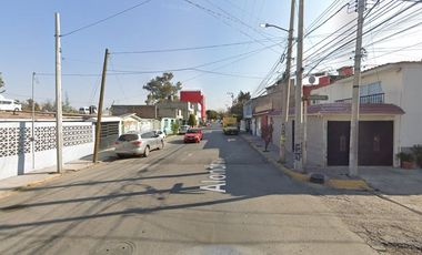 REMATE B. DE CASA EN IZCALLI JARDINES ECATEPEC DE MORELOS.