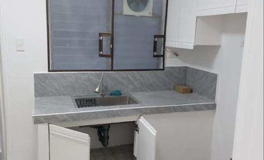 FOR SALE 3BR CONDOMINIUM: MOVE-IN READY! CLASSY WHITE!