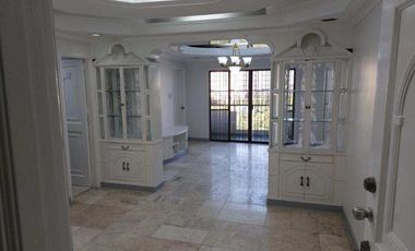 FOR SALE 3BR CONDOMINIUM: MOVE-IN READY! CLASSY WHITE!