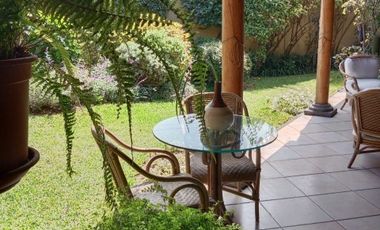 LINDA CASA EN VENTA, UBICADO EN ESQUINA, CAMACHO