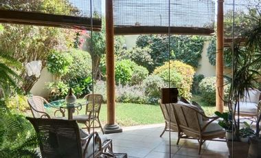 LINDA CASA EN VENTA, UBICADO EN ESQUINA, CAMACHO