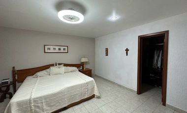 Hermosa Casa enVenta en Mar de Ross, Lomas del Country