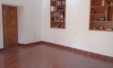 Casa en renta en el centro, Juan José de Lejarza y Antonio Alzate, ideal para escuela, oficina, academia