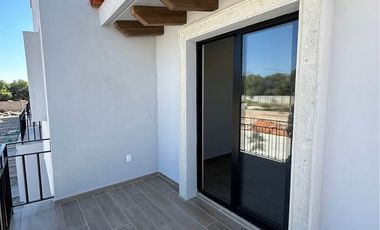 MAGNIGICA CASA SALIDA SMA