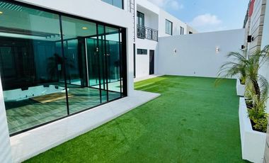 Hermosa casa moderna en venta en Metepec.