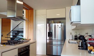 PR16110 Arriendo de casa amoblada en el sector Alto de Palmas