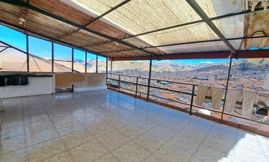 EN VENTA CASA DE 207 M2 EN CUSCO