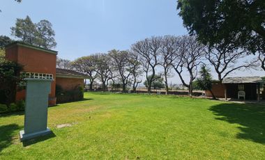 VENTA DE 3 CASAS EN ATLIXCO CON CABALLERIZAS, ESTABLO, HUERTO,ALBERCA TECHADA Y DESCUBIERTA