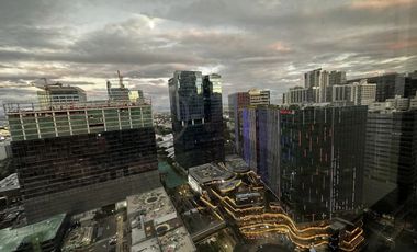FOR RENT 2BR CORNER UNIT - UPTOWN RITZ RESIDENCES