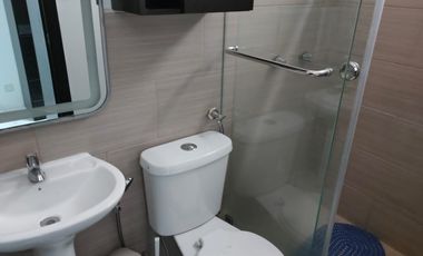 Casa amoblada de alquiler en la Urbanización La Joya, 3 dormitorios.