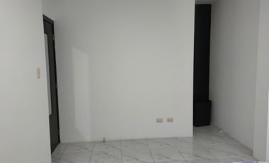 Casa amoblada de alquiler en la Urbanización La Joya, 3 dormitorios.