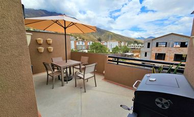 Casa en Pomasqui sin entrada.  3 habitaciones.  183 M2, conjunto con piscina, gym y áreas infantiles, crédito Miti Miti Vip