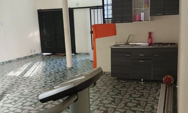 EXCELENTE OPORTUNIDAD SE VENDE CASA EN APULO CUNDINAMARCA CON 2 APARTAMENTOS Y LOCAL COMERCIAL SOBRE LA VIA A GIRARDOT