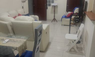 EXCELENTE OPORTUNIDAD SE VENDE CASA EN APULO CUNDINAMARCA CON 2 APARTAMENTOS Y LOCAL COMERCIAL SOBRE LA VIA A GIRARDOT