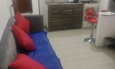 EXCELENTE OPORTUNIDAD SE VENDE CASA EN APULO CUNDINAMARCA CON 2 APARTAMENTOS Y LOCAL COMERCIAL SOBRE LA VIA A GIRARDOT