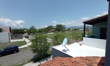 Casa habitación en calle La Capilla 1244, La Comarca, Villa de Álvarez