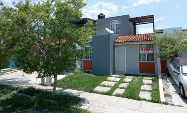 Casa habitación en calle La Capilla 1244, La Comarca, Villa de Álvarez