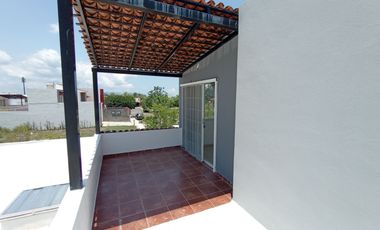 Casa habitación en calle La Capilla 1244, La Comarca, Villa de Álvarez