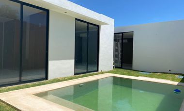 Hermosa casa en venta de un piso con alberca ubicada al norte de Mérida