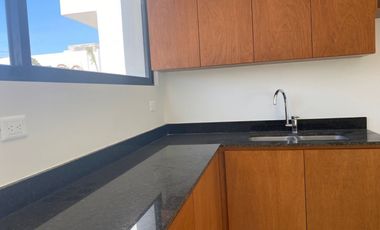 Hermosa casa en venta de un piso con alberca ubicada al norte de Mérida