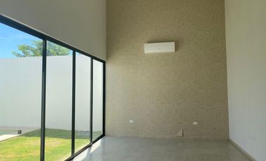 Hermosa casa en venta de un piso con alberca ubicada al norte de Mérida