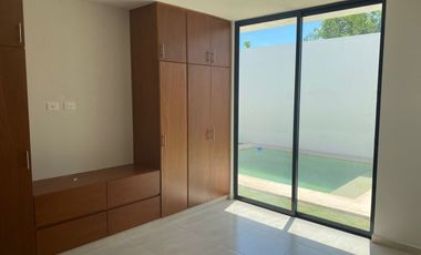 Hermosa casa en venta de un piso con alberca ubicada al norte de Mérida