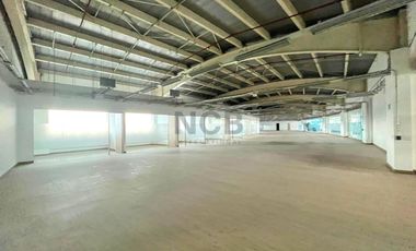 OFICINA EN ARRIENDO SECTOR CENTRO COMERCIAL MALLPLAZA BOGOTA
