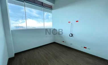 OFICINA EN ARRIENDO SECTOR CENTRO COMERCIAL MALLPLAZA BOGOTA