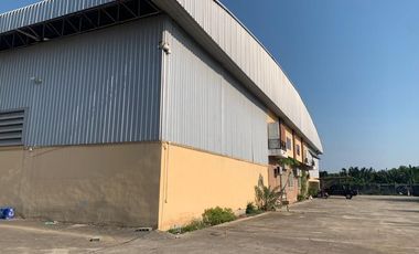 ขายที่ดินทำเลทอง  7-0-47.7 ไร่ ติดถนนพระราม 2 หน้ากว้าง 88 ม. พร้อมโกดัง 2,000 ตร.ม. เยื้องไทยวัสดุ-มหาชัย นาดี อำเภอเมืองสมุทรสาคร