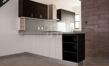 EL CIELO, CASA EN VENTA CON JARDÍN GRANDE, LEÓN GUANAJUATO, ZONA NORTE