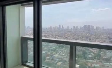 3BR Penthouse Condo Unit for Rent at Solstice Tower Makati
