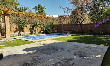 Casa Sola en Fraccionamiento Burgos Cuernavaca, Temixco, Morelos