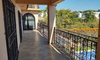 Casa Sola en Fraccionamiento Burgos Cuernavaca, Temixco, Morelos