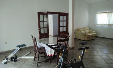 Casa Sola en Fraccionamiento Burgos Cuernavaca, Temixco, Morelos