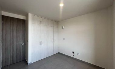 Departamento planta baja, 3 recamaras, sala de TV, jardin. El Manantial, VENTA