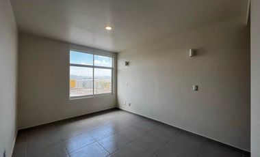 Departamento planta baja, 3 recamaras, sala de TV, jardin. El Manantial, VENTA