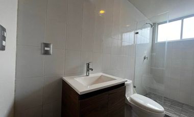 Departamento planta baja, 3 recamaras, sala de TV, jardin. El Manantial, VENTA