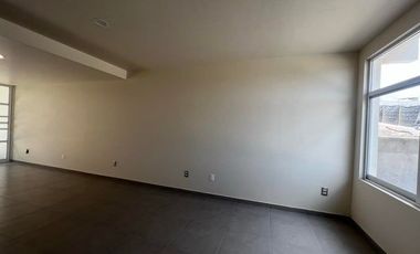 Departamento planta baja, 3 recamaras, sala de TV, jardin. El Manantial, VENTA