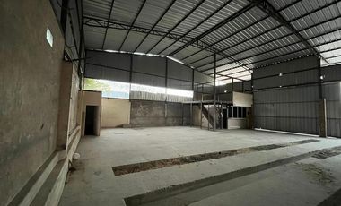 BODEGA  DE VENTA - GALPON DE ESTRUCTURA METÁLICA EN ABDON CALDERÓN PORTOVIEJO